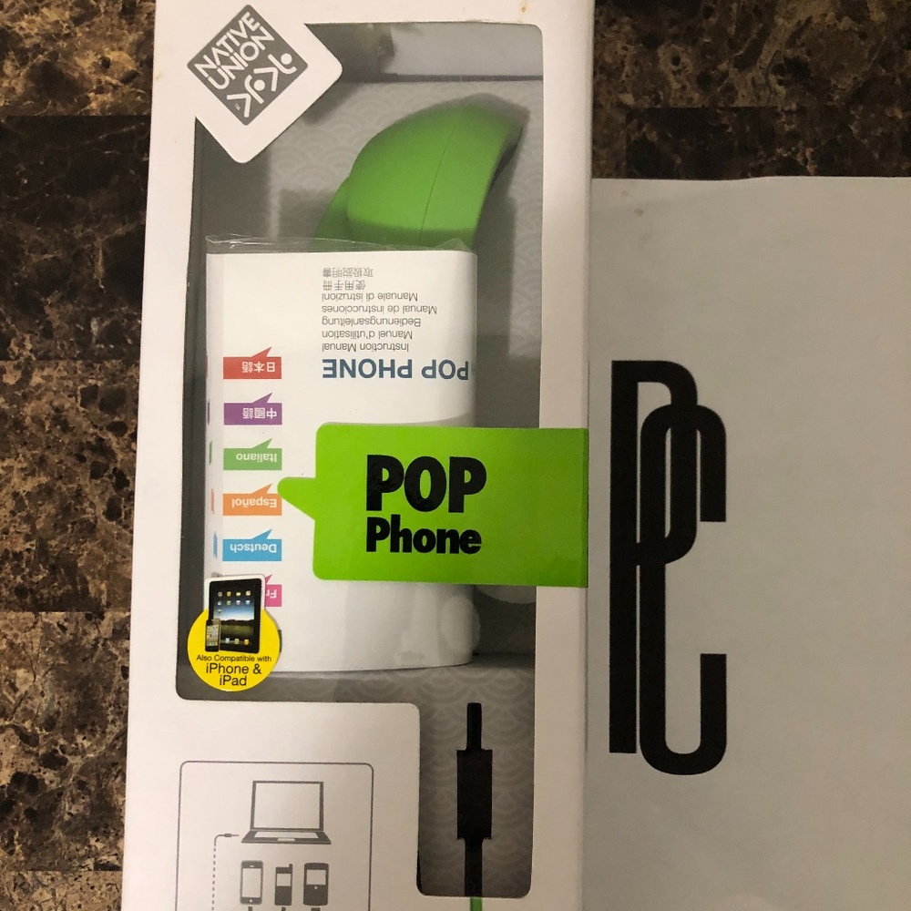 Native Union Pop Phone